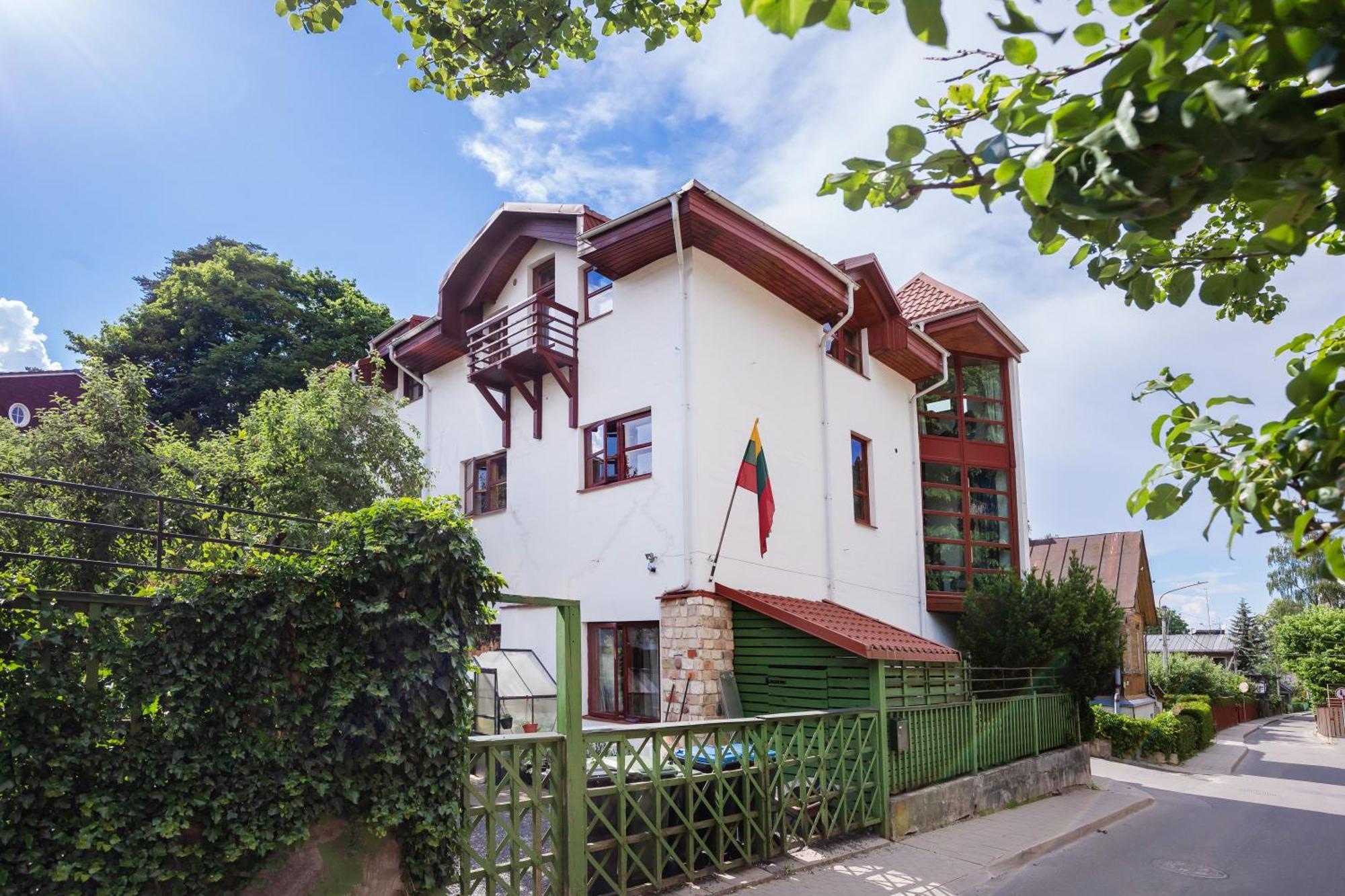 Bed and Breakfast House Of Sun Вильнюс Экстерьер фото